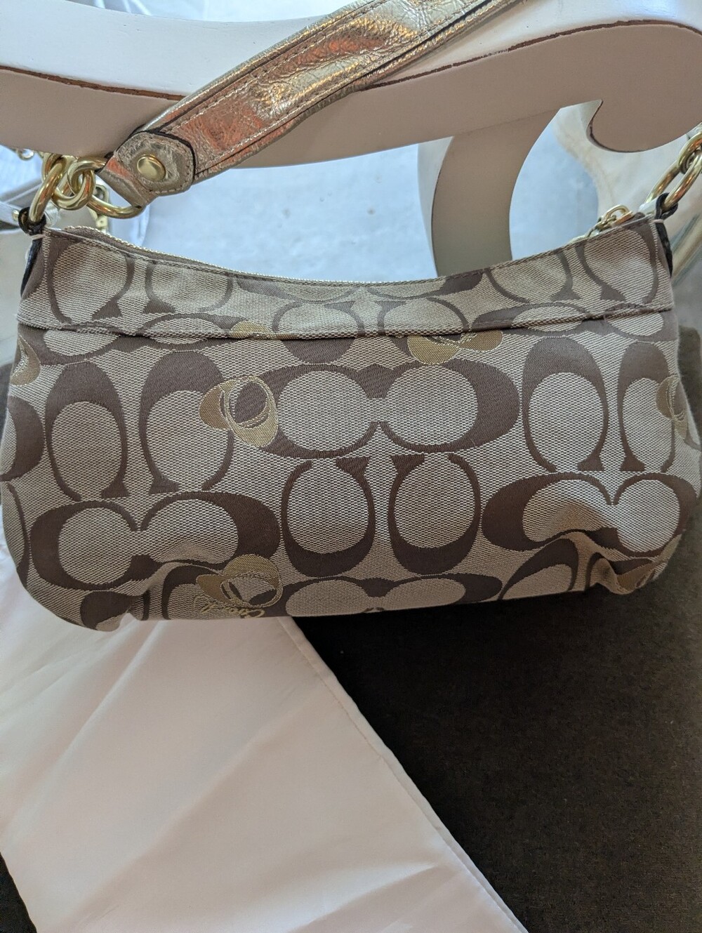 NWOT with Satin Storage Bag COACH GROOVY POPPY #J1193-18756 - Picture 3 of 8